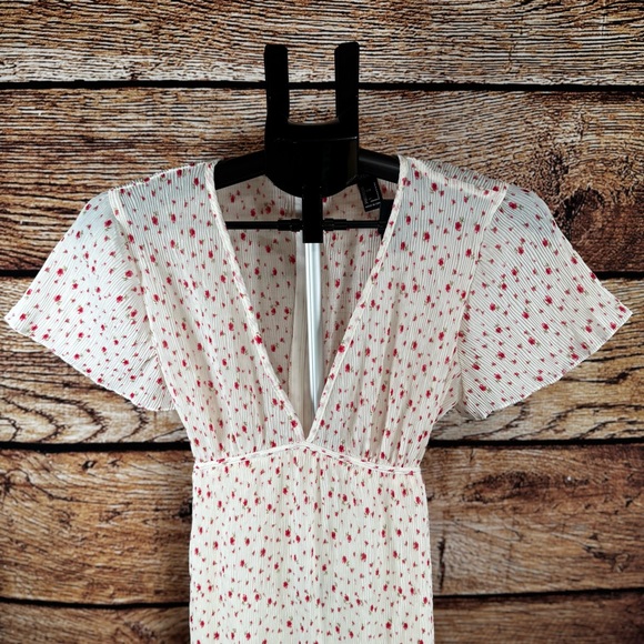 Forever 21 White Floral Mini Dress - Picture 4 of 8